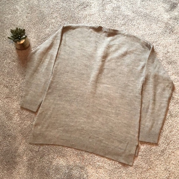 Christmas Sweater - Picture 4 of 4